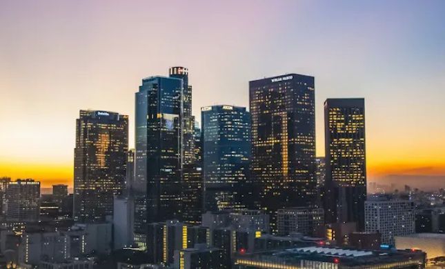 Latham & Watkins LLP