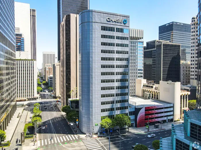 Werksman Jackson & Quinn LLP 4