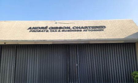 André Gibson, Chartered