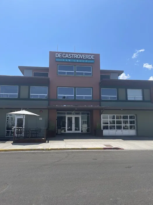 De Castroverde Law Group - Accident & Injury 2