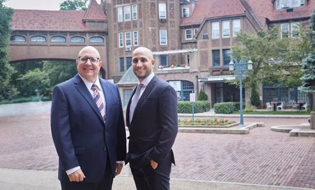 DeCandido & Azachi, PLLC