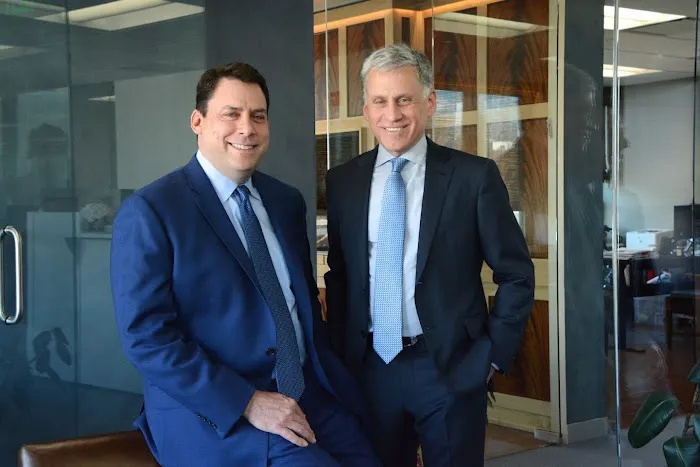 Lever & Ecker, PLLC | Queens Personal Injury Lawyers 0