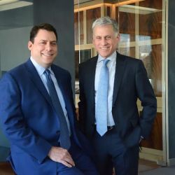 Lever & Ecker, PLLC | Queens Personal Injury Lawyers ico