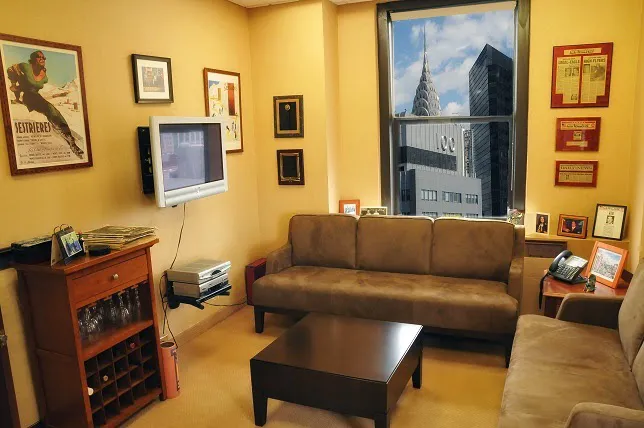 Law Offices of George Vomvolakis 2