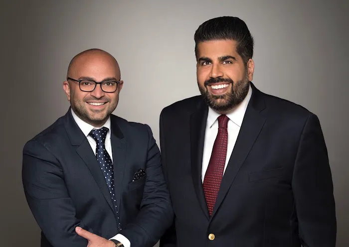 E & L LLP 7