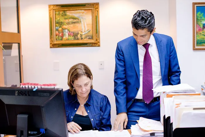 Abogado de Inmigración Jorge Rivera 2