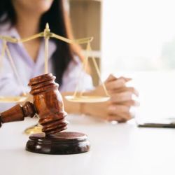 Abogados Hispanos de Accidentes Confianza ico
