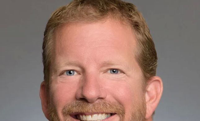 Foley & Lardner LLP: Erik K. Swanholt