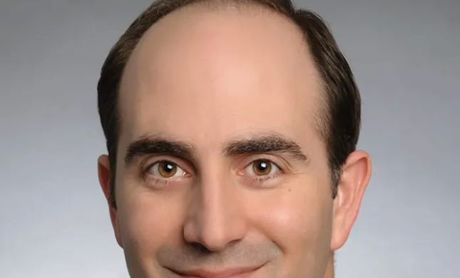 Foley & Lardner LLP: Tony Tootell