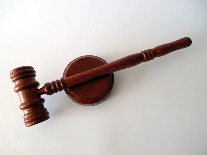 Hinojosa & Forer LLP 1
