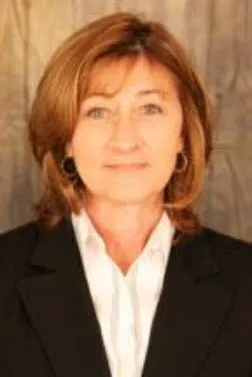 Hinojosa & Forer LLP 6