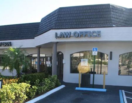 Daniel T. Fleischer Attorney At Law