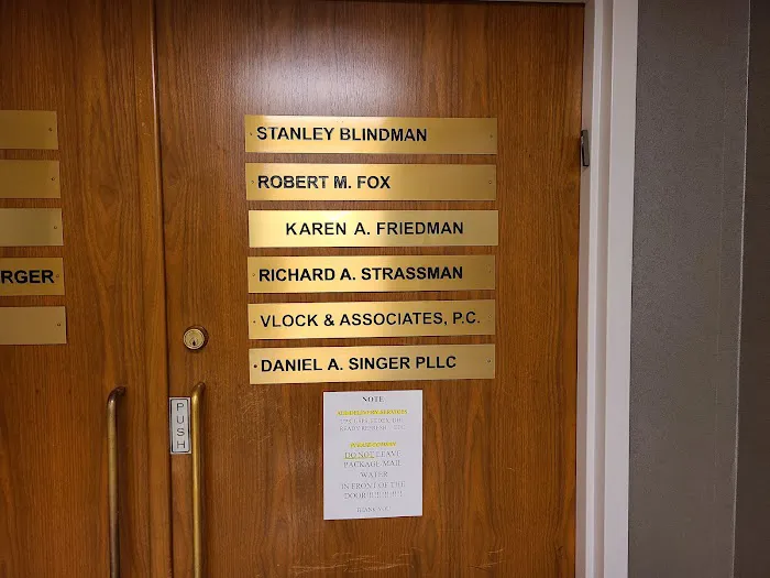 Daniel A Singer Law Office 3