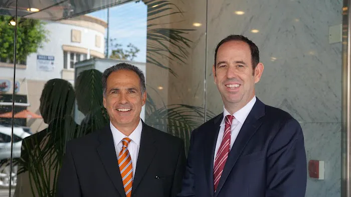 Glotzer & Leib, LLP 9