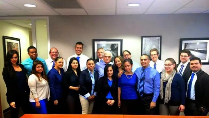 Ginarte Gonzalez & Winograd, LLP 6