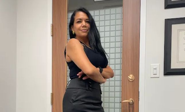 Abogada de Inmigración Gloria Cardona