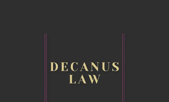 Decanus Law
