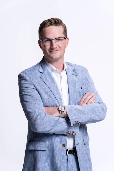 FLORIAN J DAUNY PLLC 6