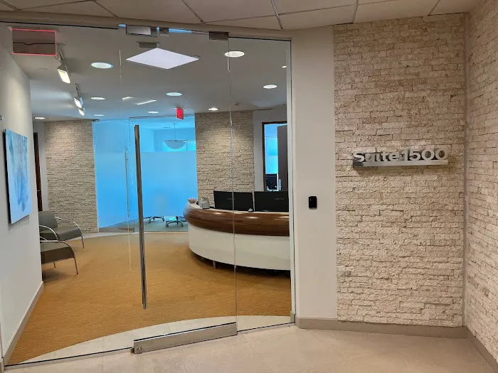 J Muir & Associates - Miami Business Law Firm 4