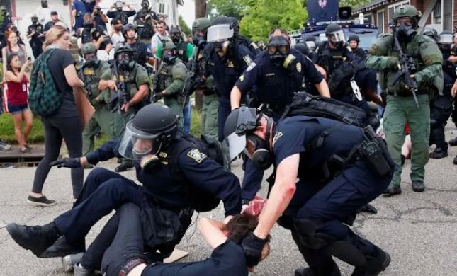 Unlawful Detention - Mathis Law Firm