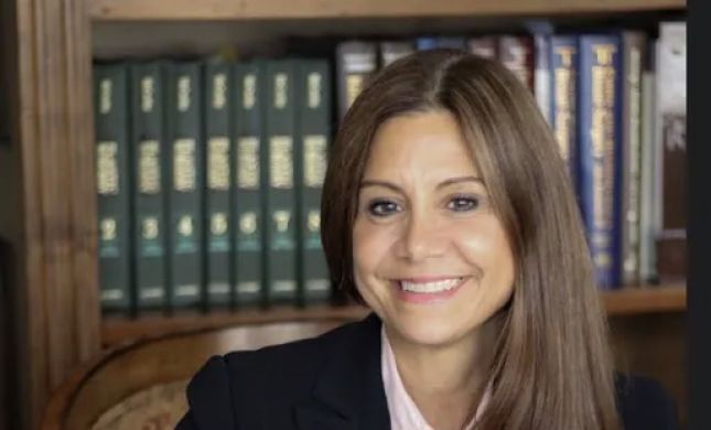 Ana M Frexes & Associates PA