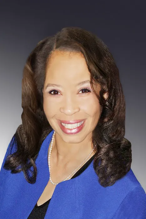 Shawn Council Law Firm, local Attorney for personal injuries, Business and Employment law. 6