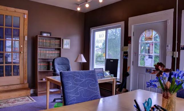 Shawn Council Law Firm, local Attorney for personal injuries, Business and Employment law.