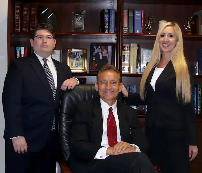 The Law Offices of Walter A. Reynoso, P.A. 0