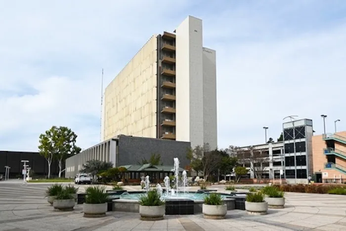 Law Offices of Steven K. Bloom 5