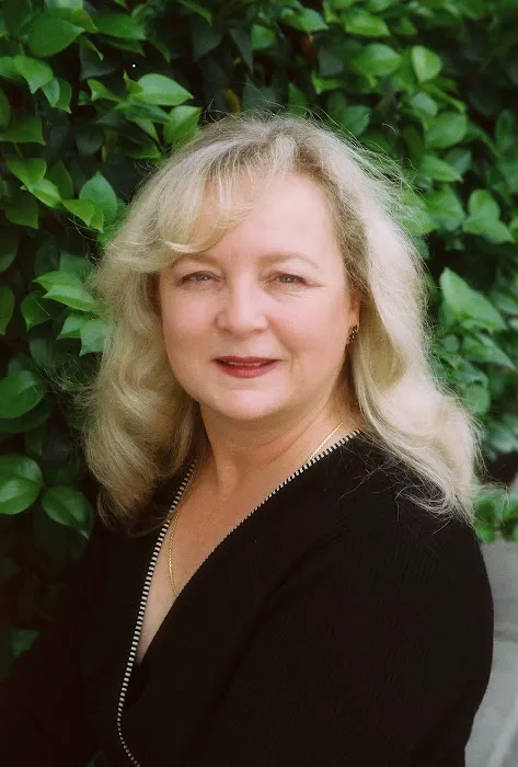 Linda K. Ross 2