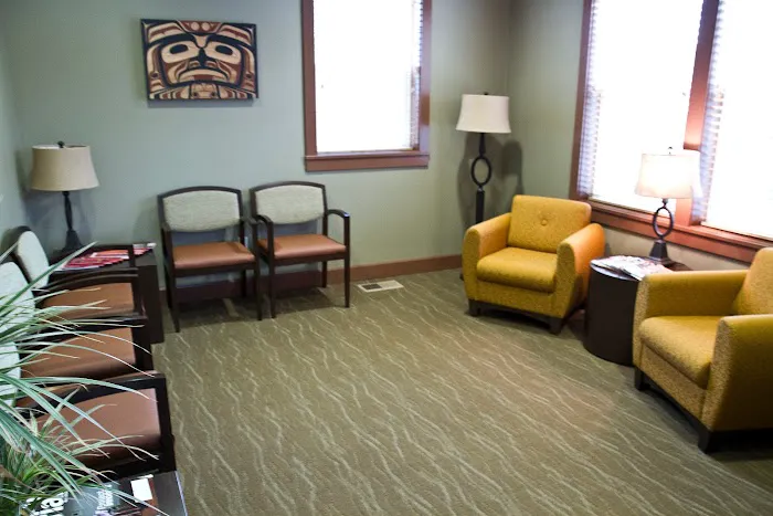 Etengoff Pak Law Group - Vancouver Personal Injury Attorney 10