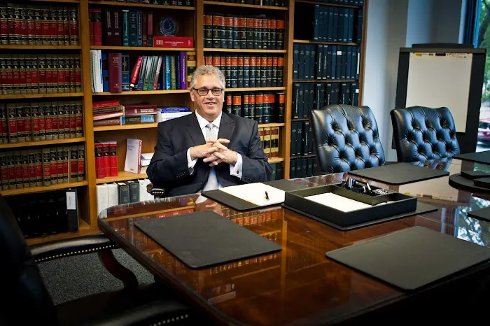 Apolinsky & Associates, LLC 0