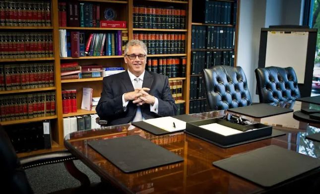 Apolinsky & Associates, LLC