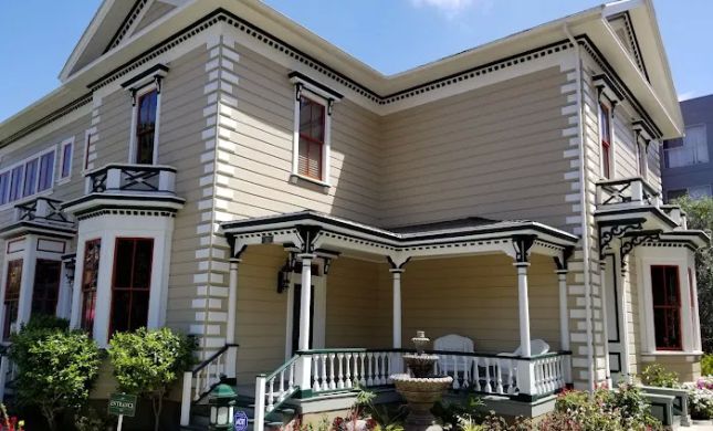 Michael M Mojtahedi Law Office