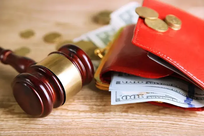 The Law Offices of Thomas J. Lavin 5