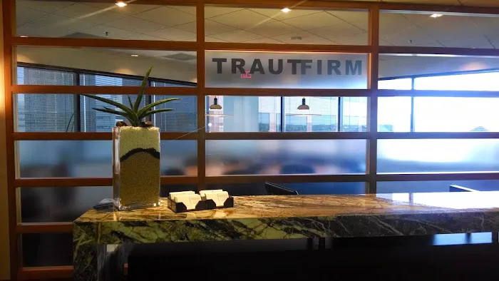 Traut Firm 0