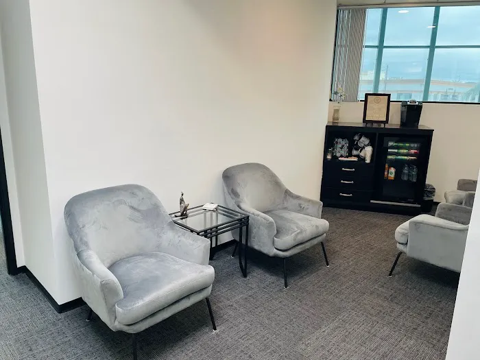 Law Offices of Charles Stoddard - Criminal Law & DUI Attorney 5