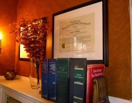 Thomas F. DiLullo & Associates