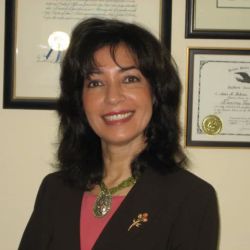 Desiree de Moya, Esq. ico