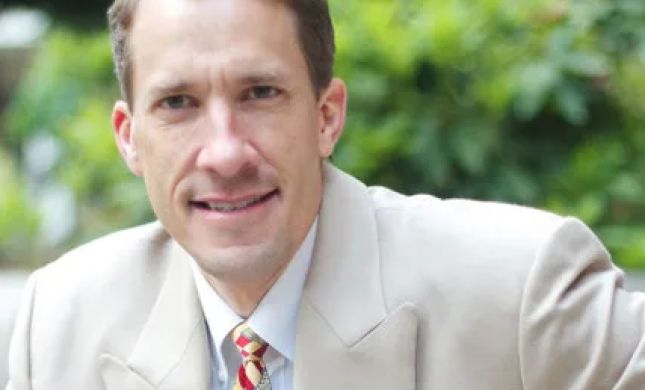 McKean & Knaupp Attorneys, LLC