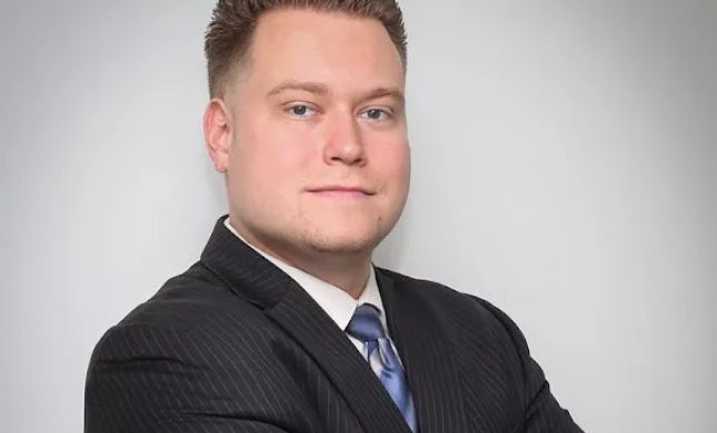 Raymond Ryduchowski Esq.