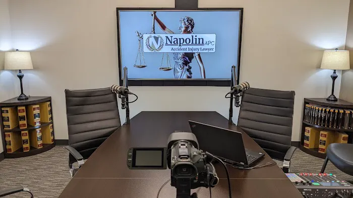 Napolin Accident Injury Lawyer 3