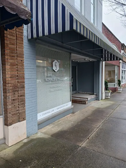 The Law Offices of Ronald J. Shook 0