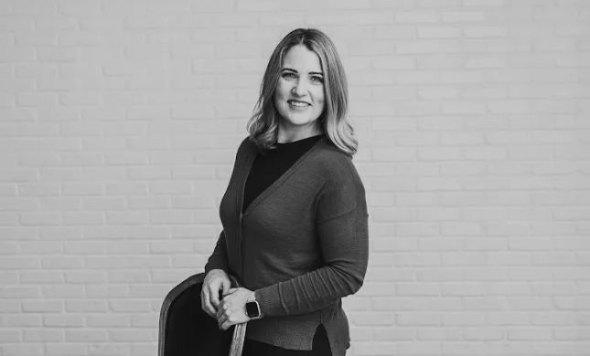 Laura J Hansen, Attorney