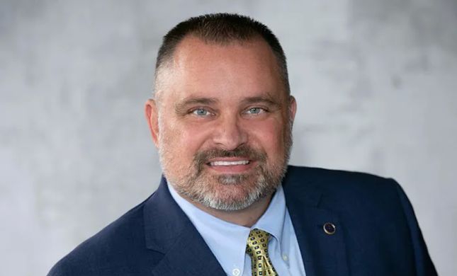 Christopher H. Elliott