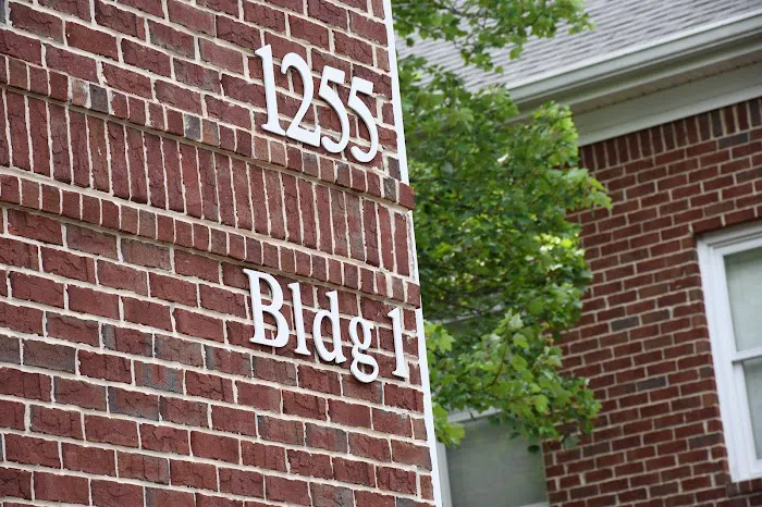 Butler Kahn - Personal Injury Attorneys 4