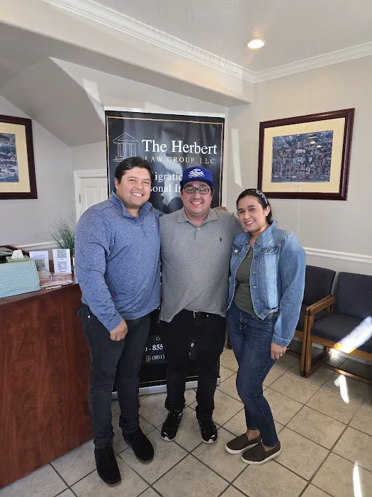 Herbert Law Group (Abogados de Inmigración) 0