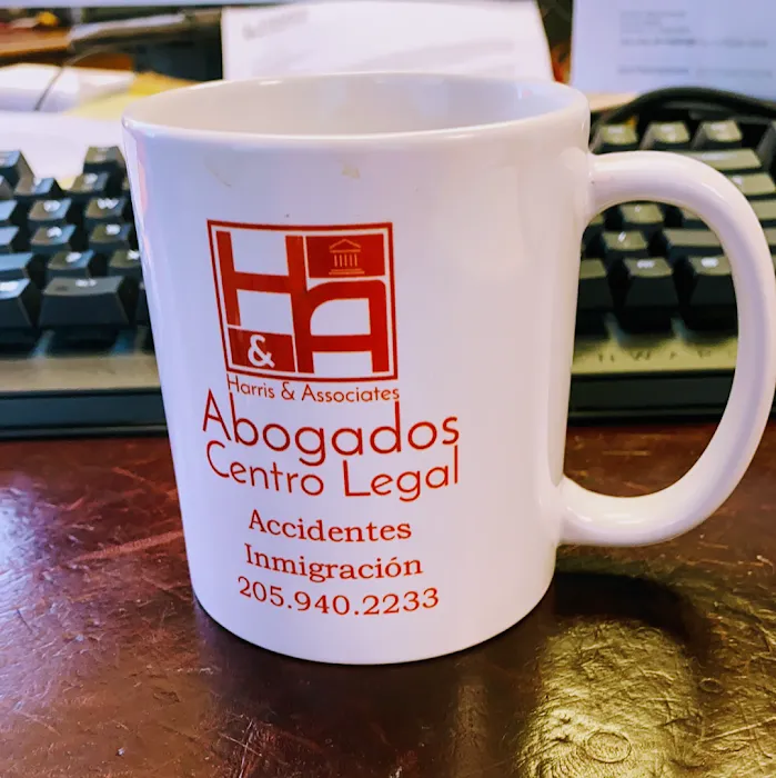 Abogados Centro Legal: Accidentes & Inmigración 9