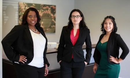 Abogada Giovanna Andrea Holden - Holden Law Firm - Gainesville