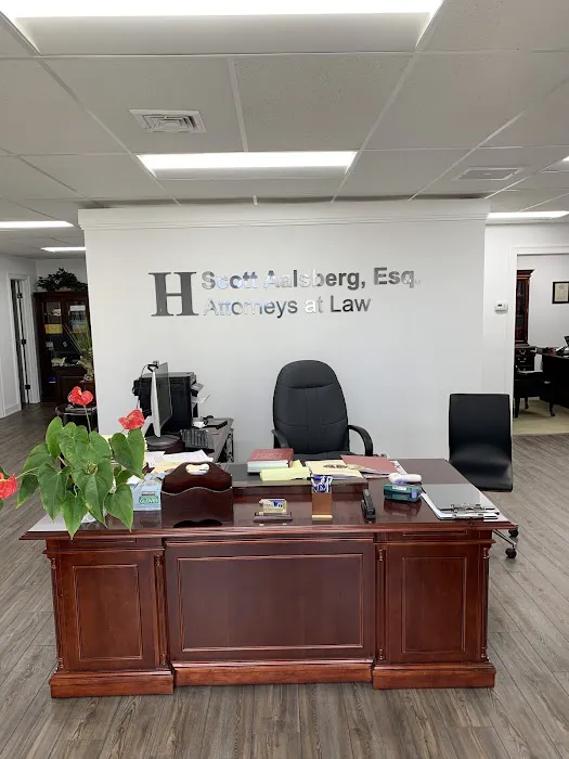 Lawyer H. Scott Aalsberg, Esq. 0